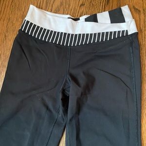 Lululemon yoga pants